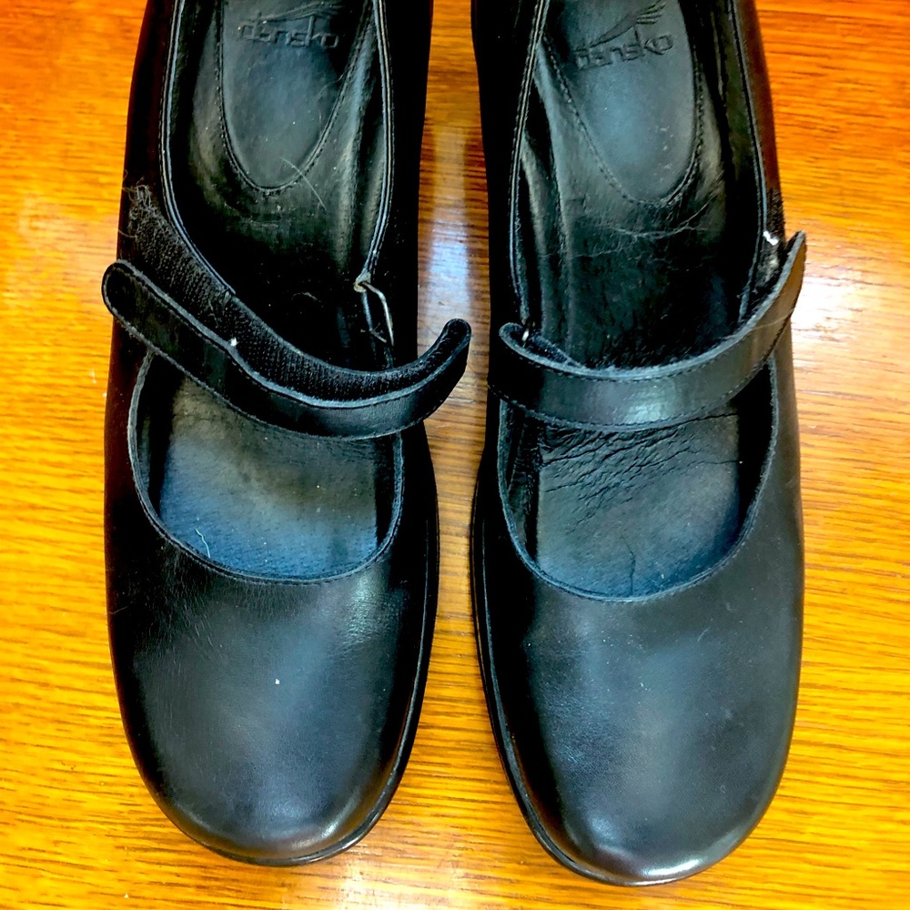 Size 40 Mary Jane Dansko